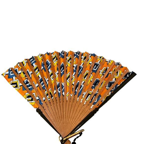 NEW Gucci G Print Folding Fan with Dust Bag and Original Box AUTHENTIC - Picture 7 of 16